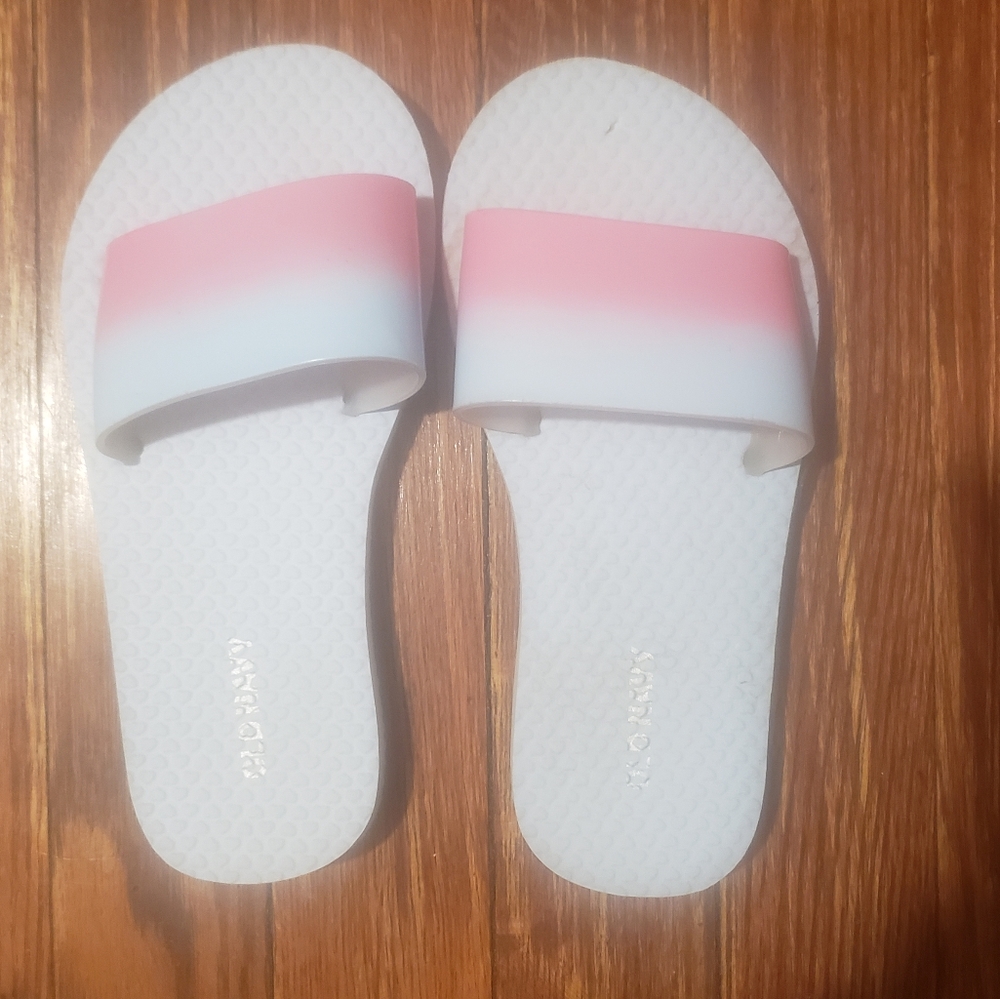 OLD NAVY GIRL FLIP FLOPS